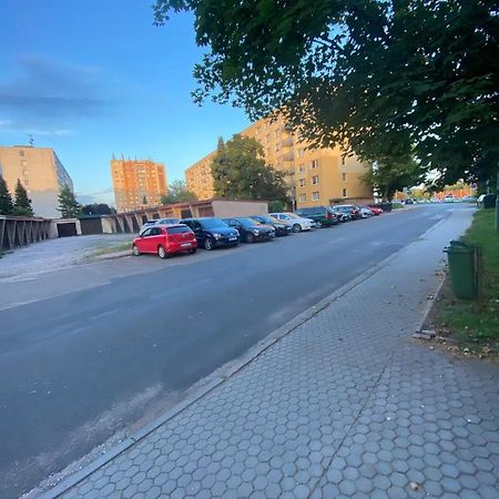 Klidny Byt Na Okraji Trutnova Appartement Buitenkant foto